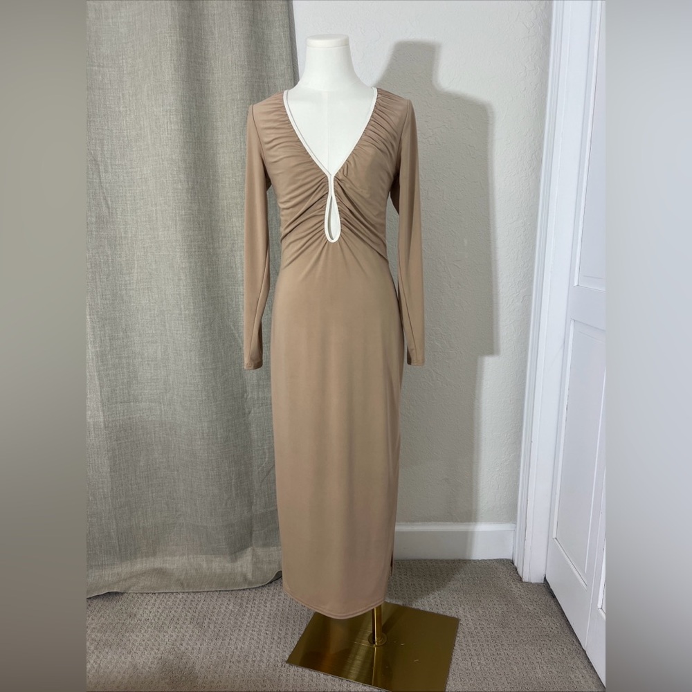 Abercrombie And Fitch Midi Dress M Beige Ruched Keyhole Long Sleeve Bodycon